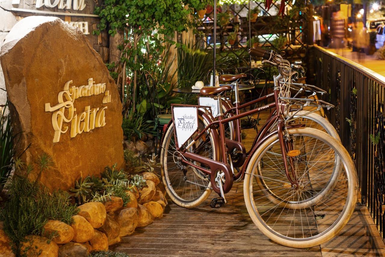 Hotel Giardino Di Pietra Грамаду Екстериор снимка